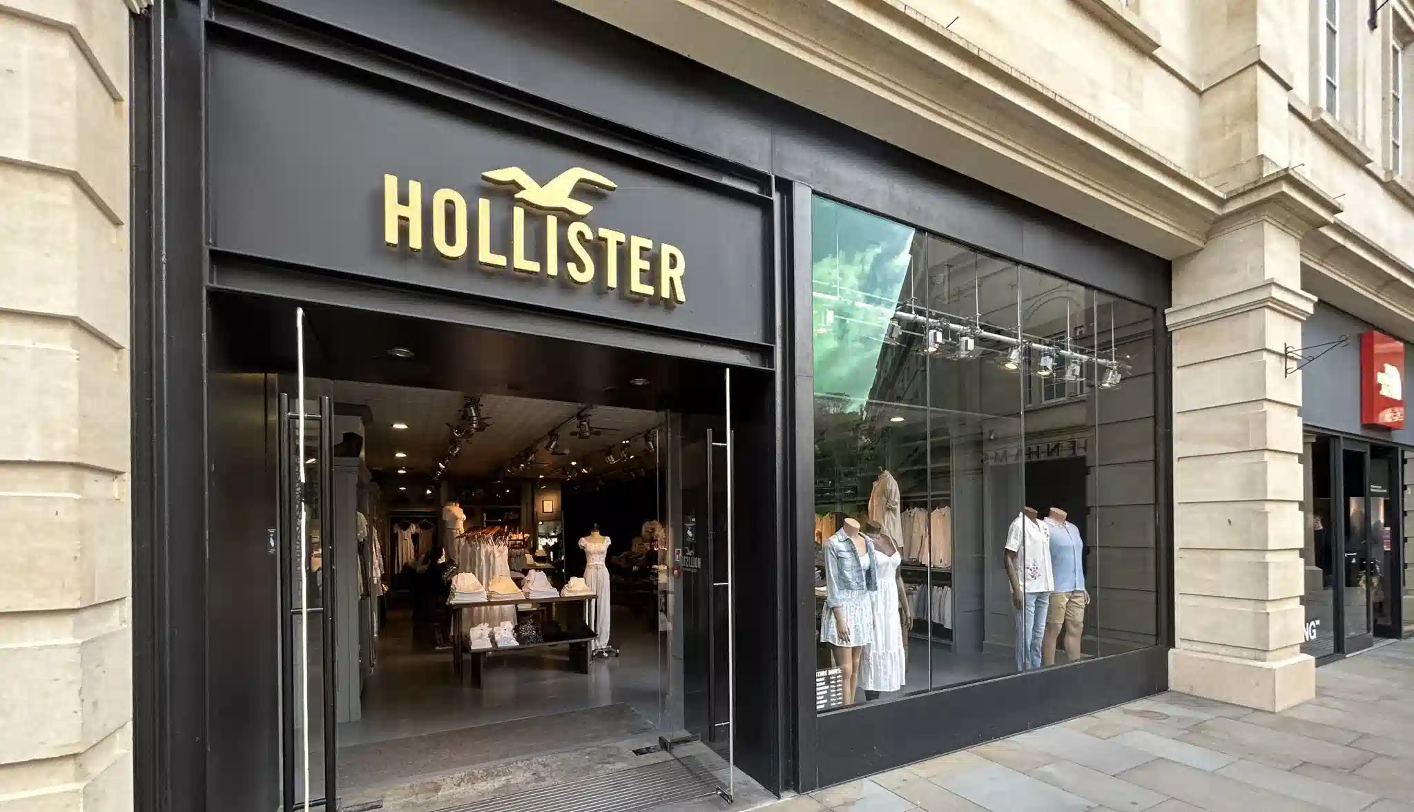 Banner 1 - Hollister Webshop Danmark