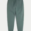 Afslappede joggingbukser i ribfleece Afslappede joggingbukser i ribfleece