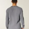 Afslappet langærmet termisk T-shirt med rund halsudskæring