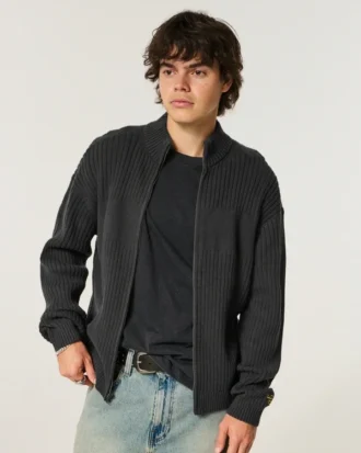 Afslappet sweater med lynlås