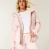 All-weather jakke med imiteret pelsfor All-weather jakke med imiteret pelsfor
