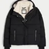 All-weather pufferjakke med imiteret pelsfor All-weather pufferjakke med imiteret pelsfor