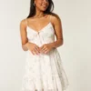 Asymmetrisk chiffon minikjole Asymmetrisk chiffon minikjole