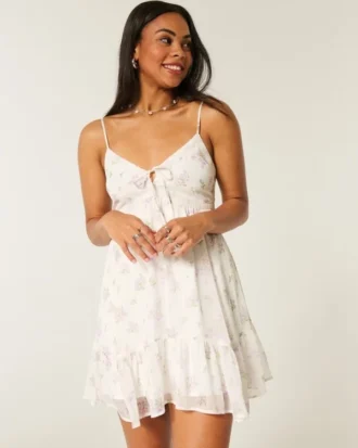 Asymmetrisk chiffon minikjole