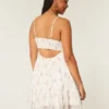 Asymmetrisk chiffon minikjole Asymmetrisk chiffon minikjole