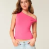 Asymmetrisk off-shoulder top