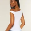 Asymmetrisk off-shoulder top