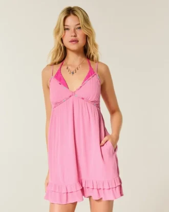 Babydoll-minikjole med rebkant