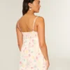 Babydoll-minikjole med rebkant Babydoll-minikjole med rebkant
