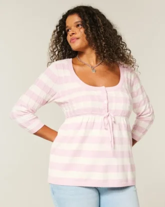 Babydoll-sweater i kabelstrik