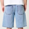Baggy denimshorts i medium vask