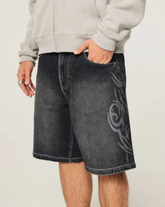 Baggy denimshorts med dobbeltgrafik