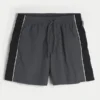 Baggy fodboldshorts til midt på låret Baggy fodboldshorts til midt på låret