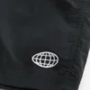 Baggy fodboldshorts til midt på låret