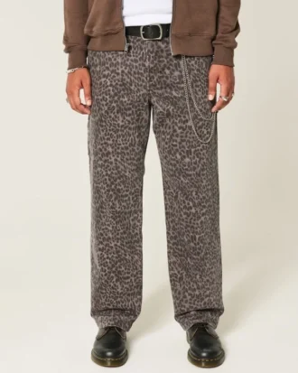 Baggy malerjeans med leopardprint