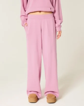 Baggy sweatpants
