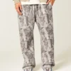 Baggy sweatpants Baggy sweatpants
