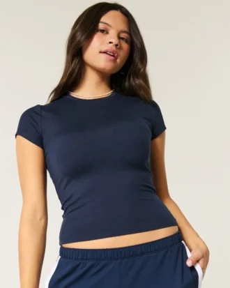 Blødt, strækbart, sømløst stof Rundhalset baby-T-shirt