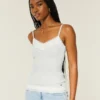 Blonderkantet lagdelings-camisole Blonderkantet lagdelings-camisole