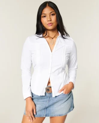 Bluse med indsatte blonder og knapper