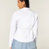 Bluse med indsatte blonder og knapper