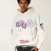 Boxy University of Illinois Fighting Illini grafisk hættetrøje Boxy University of Illinois Fighting Illini grafisk hættetrøje