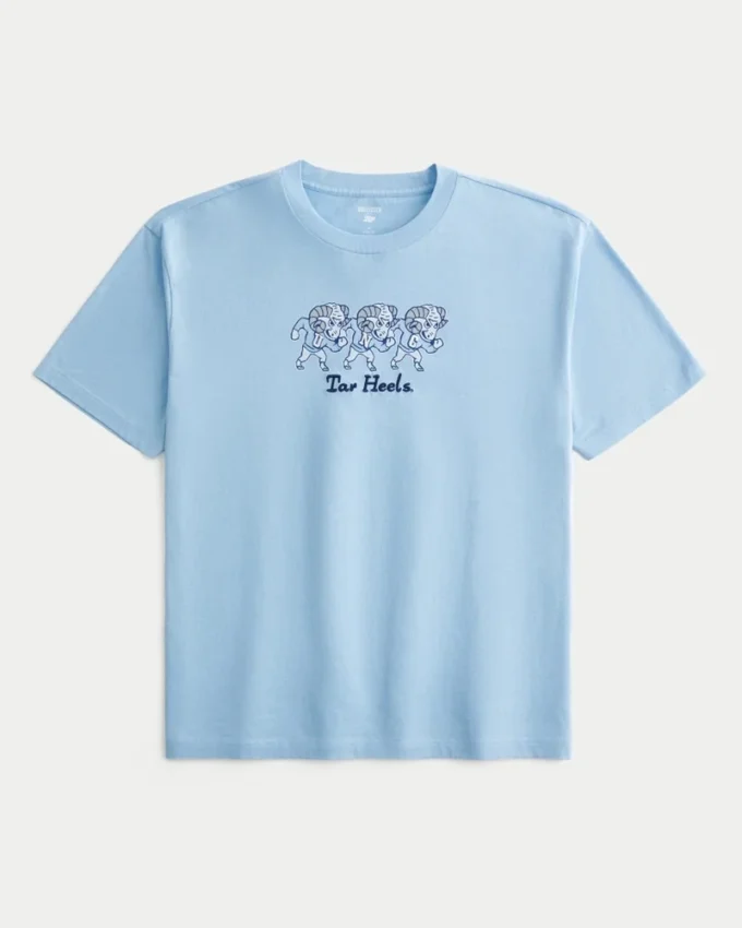 Boxy University of North Carolina at Chapel Hill Tar Heels Graphic Tee Boxy University of North Carolina at Chapel Hill Tar Heels Graphic Tee