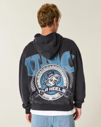 Boxy University of North Carolina Tar Heels grafisk hættetrøje