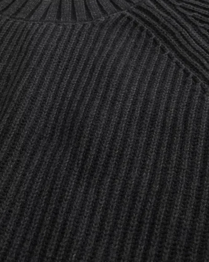 Boxy vasket sweater med rund hals