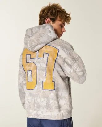 Boxy West Virginia University Mountaineers Graphic Camo Hoodie Boxy West Virginia University Mountaineers Graphic Camo Hoodie