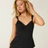 Chiffon-tanktop med blondekant Chiffon-tanktop med blondekant