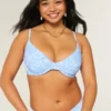 Curvy bh med bøjle og dyb udskæring Curvy bh med bøjle og dyb udskæring
