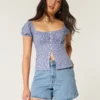 Curvy højtaljede, mediumvaskede, afslappede denimshorts 5″ Curvy højtaljede, mediumvaskede, afslappede denimshorts 5″