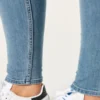 Curvy højtaljede super skinny jeans i medium vask