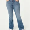 Curvy Mid-Rise Medium Wash Boot Jeans