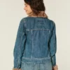Denimjakke med imiteret pelskant Denimjakke med imiteret pelskant