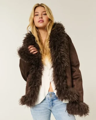 Faux fur-foret faux shearling jakke
