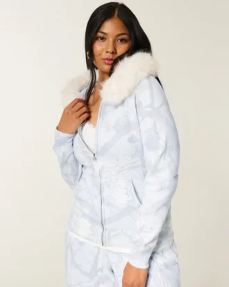 Faux Fur Trim Zip-Up Camo Hoodie Faux Fur Trim Zip-Up Camo Hoodie