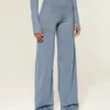Gilly Hicks Active Recharge Wide-Leg Pants