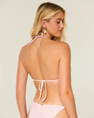 Hæklet bikini-top med trekantede stropper og pailletter