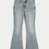 Højtaljede jeans med medium vask og udvidede ben Højtaljede jeans med medium vask og udvidede ben