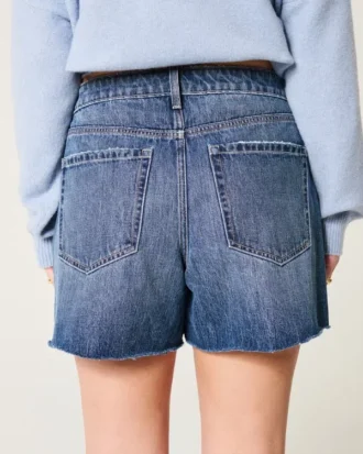 Højtaljede, mørkeblå, afslappede denimshorts 5″