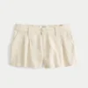 Hollister Livvy lavtaljede shorts i linneblanding 3″