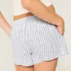 Hollister Livvy lavtaljede shorts i linneblanding