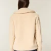 Hyggelig jakke med knapper Hyggelig jakke med knapper