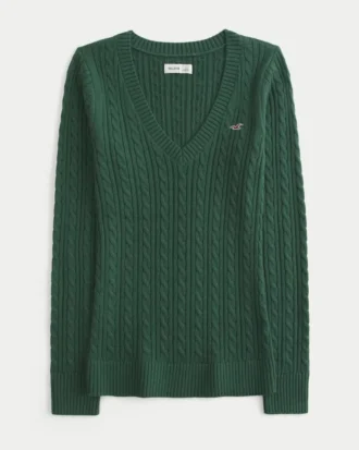 Ikonisk sweater med V-hals og kabelstrik