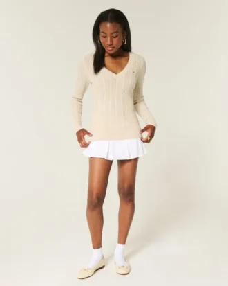 Kabelstrikket ikonisk V-hals sweater