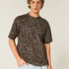 Kasseformet, kraftig bomulds-T-shirt med leopardprint