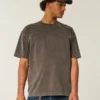 Kasseformet, kraftig, vasket bomulds-T-shirt med rund halsudskæring Kasseformet, kraftig, vasket bomulds-T-shirt med rund halsudskæring