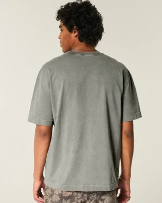 Kasseformet, kraftig, vasket bomulds-T-shirt med rund halsudskæring Kasseformet, kraftig, vasket bomulds-T-shirt med rund halsudskæring